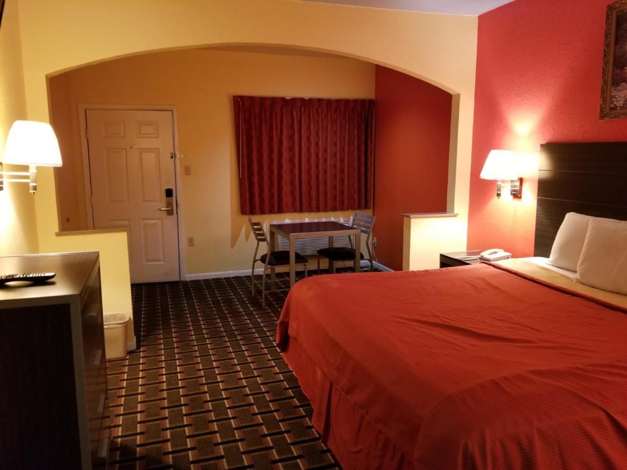 Texan Inn & Suites Louetta Luaran gambar