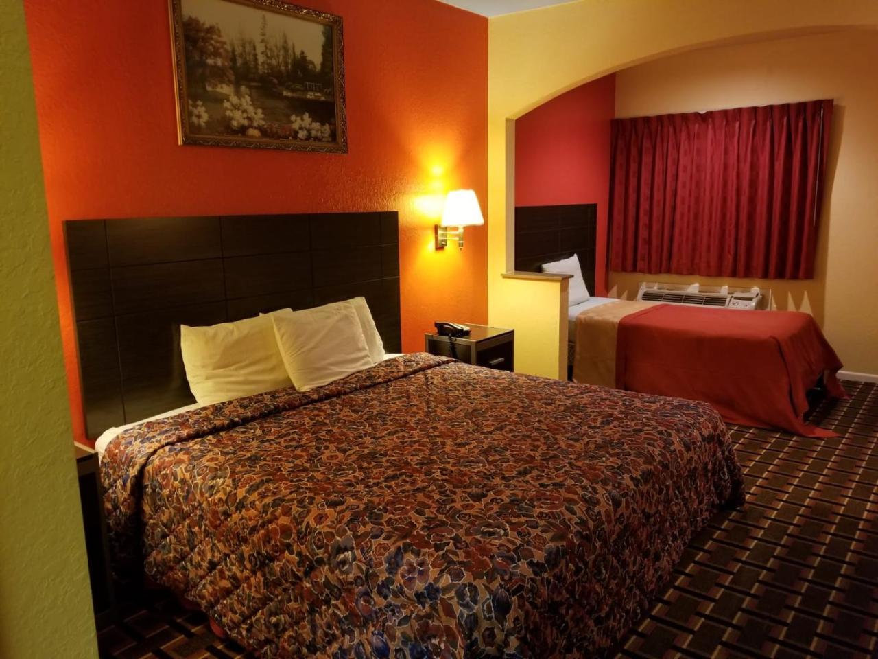 Texan Inn & Suites Louetta Luaran gambar