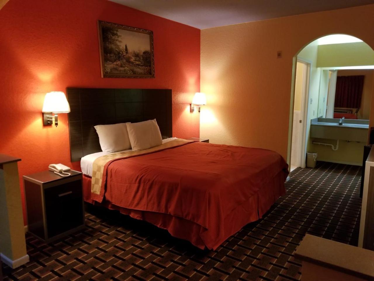 Texan Inn & Suites Louetta Luaran gambar